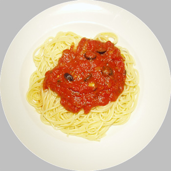 Spaghetti mit Tomatensauce